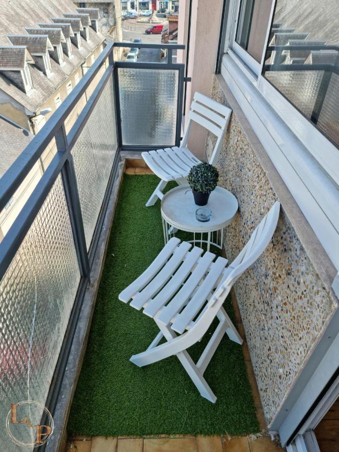 Appartement LE BELVEDERE vue Pyrénées, familiale, centre TARBES Extérieur photo